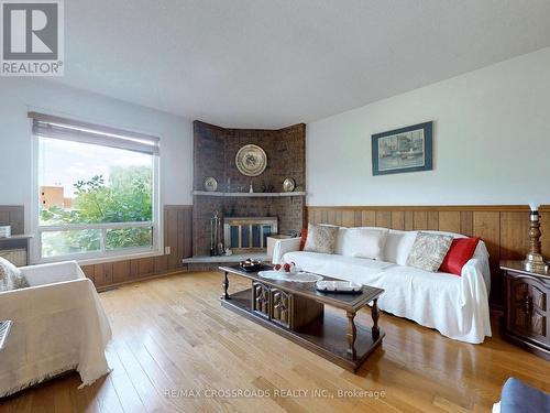 79 Huntsmill Boulevard, Toronto (Steeles), ON - Indoor Photo Showing Living Room