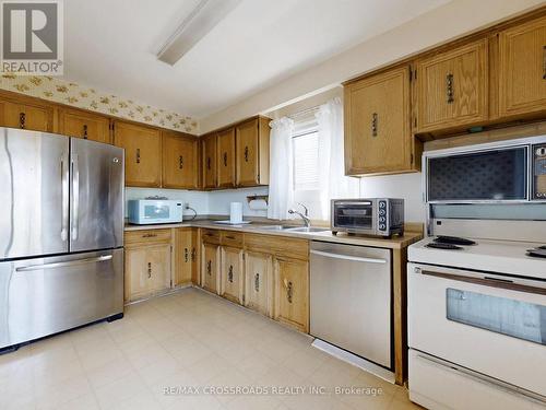 79 Huntsmill Boulevard, Toronto (Steeles), ON - Indoor Photo Showing Kitchen With Double Sink