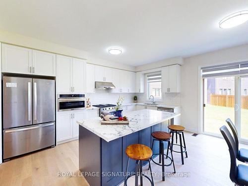 422 Humphrey St, Hamilton, ON - Indoor Photo Showing Kitchen With Stainless Steel Kitchen With Upgraded Kitchen