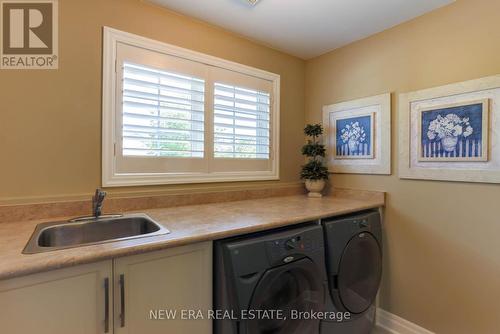 140 Dellgrove Circle, Cambridge, ON - Indoor Photo Showing Laundry Room