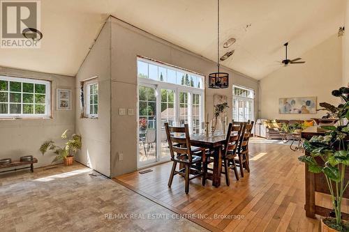 126 Maple Court, Shelburne, ON - Indoor Photo Showing Dining Room