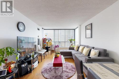 1218 - 3050 Ellesmere Road N, Toronto (Morningside), ON - Indoor Photo Showing Living Room