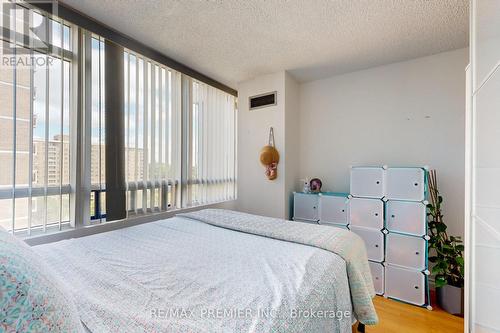 1218 - 3050 Ellesmere Road N, Toronto, ON - Indoor Photo Showing Bedroom