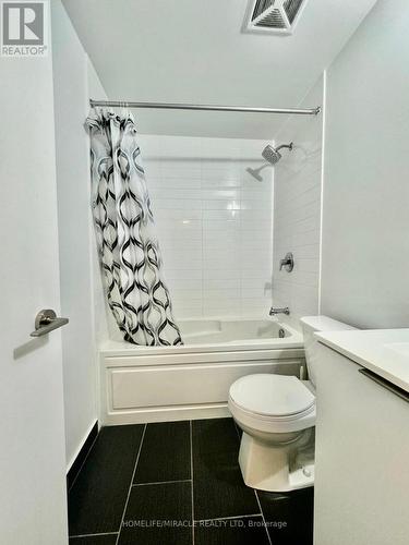 5901 - 30 Shore Breeze Drive, Toronto (Mimico), ON - Indoor Photo Showing Bathroom