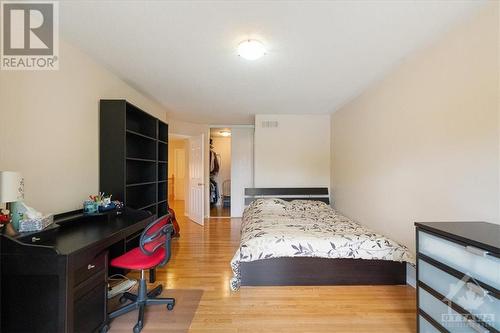 2121 Blue Willow Crescent, Ottawa, ON - Indoor Photo Showing Bedroom