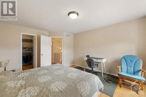 2121 Blue Willow Crescent, Ottawa, ON - Indoor Photo Showing Bedroom