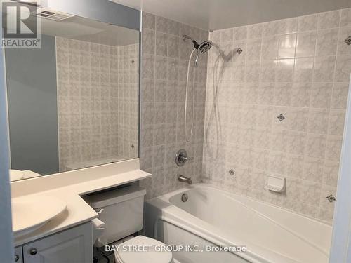 906 - 21 Hillcrest Avenue, Toronto (Willowdale East), ON - Indoor Photo Showing Bathroom