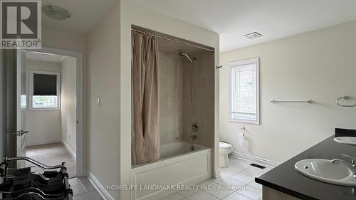 862 John Street, Innisfil, ON - Indoor Photo Showing Bathroom