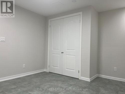 31 Briardale Place, Aurora (Aurora Highlands), ON - Indoor Photo Showing Other Room