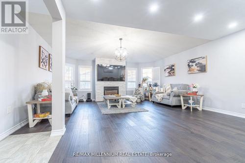 9 National Crescent W, Brampton (Snelgrove), ON - Indoor Photo Showing Living Room With Fireplace