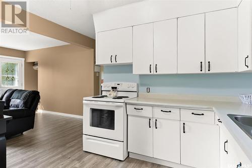 204 4Th Street E, Wynyard, SK - Indoor Photo Showing Kitchen