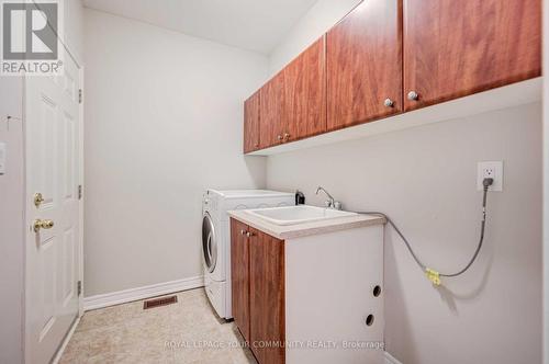 384 William Dunn Crescent, Newmarket (Summerhill Estates), ON - Indoor Photo Showing Laundry Room