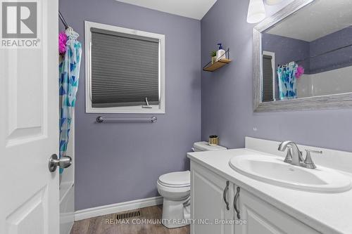 436 Weston Crescent, Kingston, ON - Indoor Photo Showing Bathroom