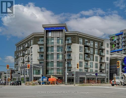 436 - 10 Mallard Trail E, Hamilton (Waterdown), ON - Outdoor With Balcony