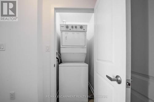 436 - 10 Mallard Trail E, Hamilton (Waterdown), ON - Indoor Photo Showing Laundry Room