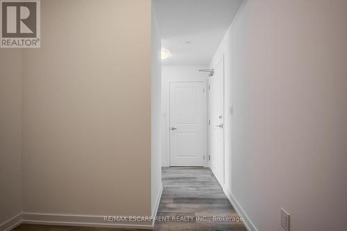 436 - 10 Mallard Trail E, Hamilton (Waterdown), ON - Indoor Photo Showing Other Room