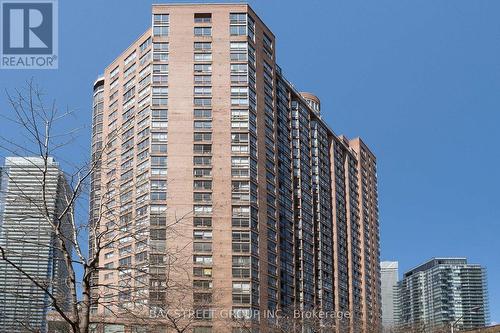 2006 - 44 St Joseph Street S, Toronto (Bay Street Corridor), ON - Outdoor With Facade