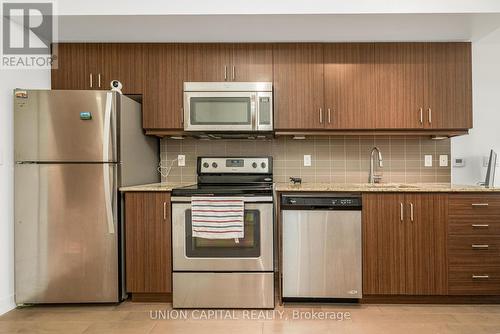 602 - 10 Willison Square, Toronto (Kensington-Chinatown), ON - Indoor Photo Showing Kitchen