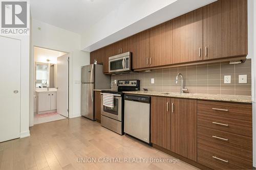 602 - 10 Willison Square, Toronto (Kensington-Chinatown), ON - Indoor Photo Showing Kitchen