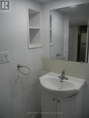 Bsmt - 96 Harbord Street, Markham (Berczy), ON - Indoor Photo Showing Bathroom