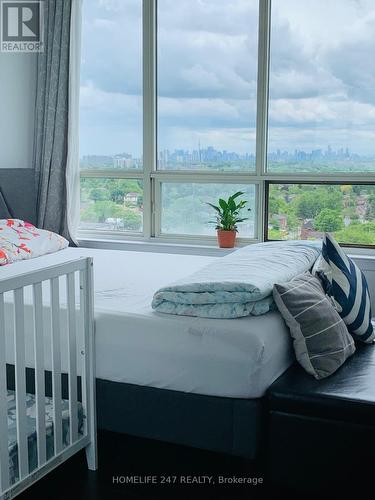 1502 - 5 Greystone Walk Drive, Toronto (Kennedy Park), ON - Indoor Photo Showing Bedroom