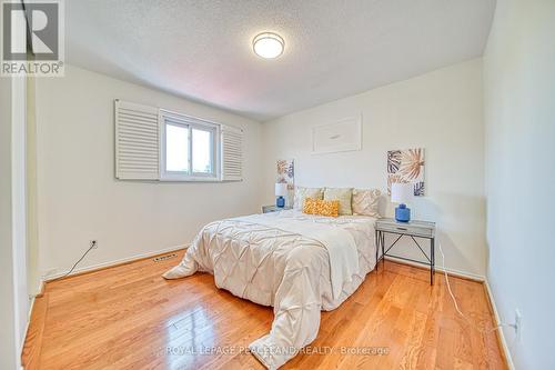 658 Thamesford Terrace, Mississauga (Hurontario), ON - Indoor Photo Showing Bedroom