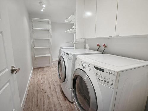 Salle de lavage - 743 Rue Rembrandt, Mont-Saint-Hilaire, QC - Indoor Photo Showing Laundry Room