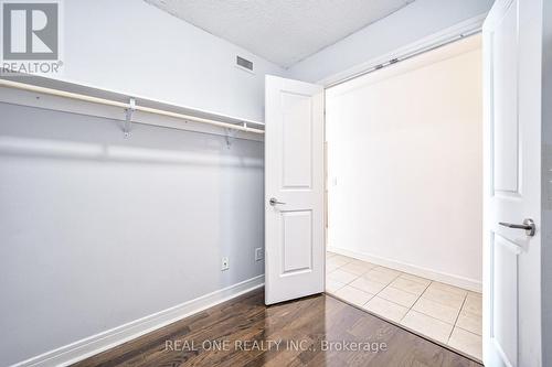 1516 - 31 Bales Avenue, Toronto (Willowdale East), ON - Indoor