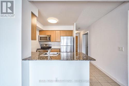 1516 - 31 Bales Avenue, Toronto (Willowdale East), ON - Indoor Photo Showing Kitchen With Double Sink