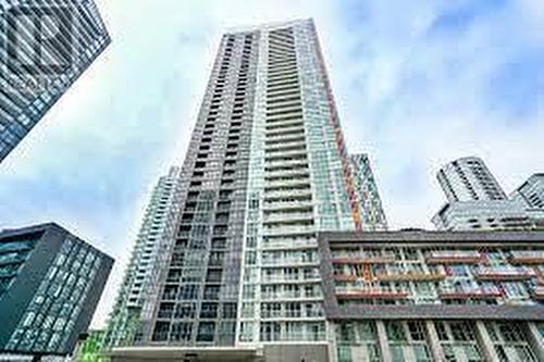 906 - 85 Queens Wharf Road, Toronto (Waterfront Communities), ON - Outdoor With Facade