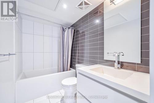 906 - 85 Queens Wharf Road, Toronto (Waterfront Communities), ON - Indoor Photo Showing Bathroom