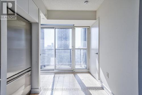 906 - 85 Queens Wharf Road, Toronto (Waterfront Communities), ON - Indoor Photo Showing Other Room