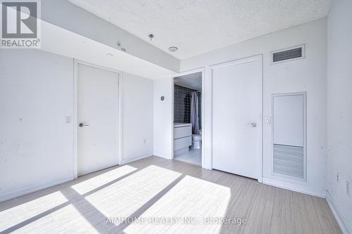 906 - 85 Queens Wharf Road, Toronto (Waterfront Communities), ON - Indoor Photo Showing Other Room