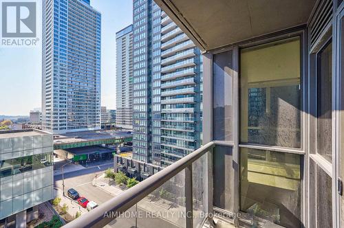 906 - 85 Queens Wharf Road, Toronto (Waterfront Communities), ON - Outdoor