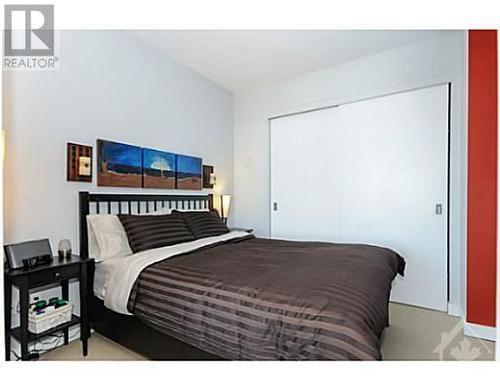 201 Parkdale Avenue Unit#708, Ottawa, ON - Indoor Photo Showing Bedroom