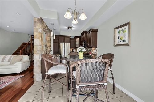 8 Brooking Court, Ancaster, ON - Indoor Photo Showing Dining Room