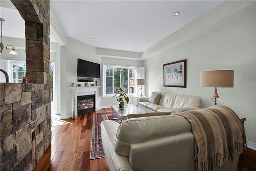 8 Brooking Court, Ancaster, ON - Indoor Photo Showing Living Room With Fireplace