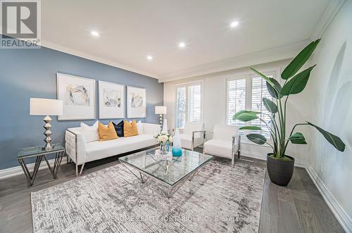 878 Silver Birch Trail, Mississauga (Clarkson), ON - Indoor Photo Showing Living Room