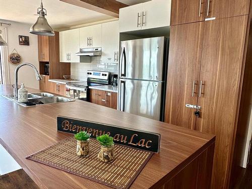 Kitchen - 5160 Av. Du Tour-Du-Lac, Shawinigan, QC - Indoor Photo Showing Kitchen With Double Sink