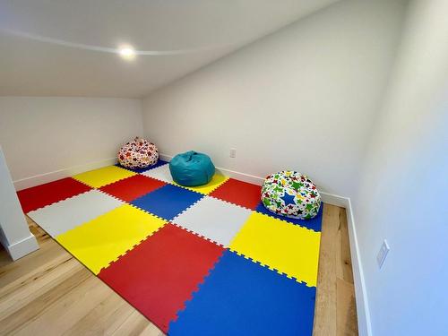 Playroom - 1971 Ch. Du Village, Mont-Tremblant, QC - Indoor Photo Showing Other Room