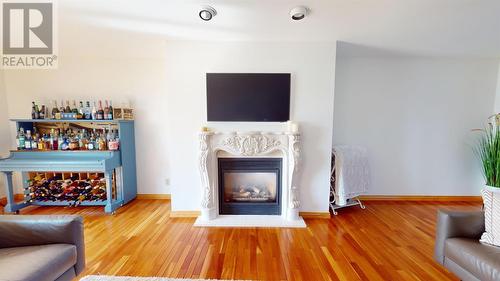 27 Parkshore Dr, Sault Ste. Marie, ON - Indoor Photo Showing Living Room With Fireplace