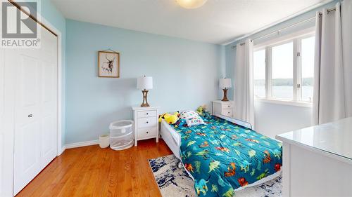 27 Parkshore Dr, Sault Ste. Marie, ON - Indoor Photo Showing Bedroom