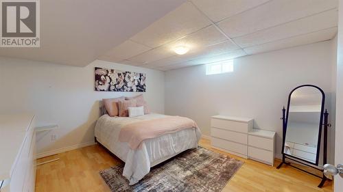 27 Parkshore Dr, Sault Ste. Marie, ON - Indoor Photo Showing Bedroom