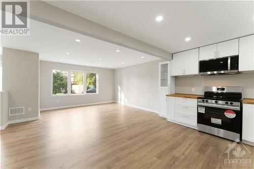 184 Grandview Road, Ottawa, ON - Indoor Photo Showing Kitchen