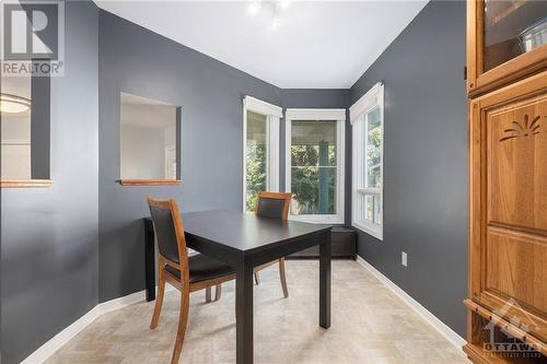 16 Liette Court, Kemptville, ON - Indoor Photo Showing Dining Room