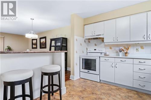 115 Wright Crescent Unit#73, Kingston, ON - Indoor Photo Showing Kitchen