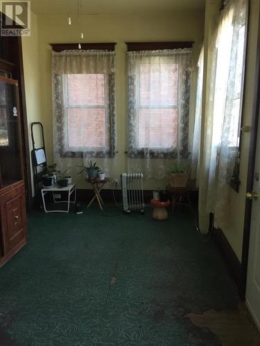 208 Albert St E, Sault Ste. Marie, ON - Indoor Photo Showing Other Room