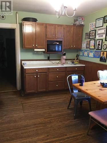 208 Albert St E, Sault Ste. Marie, ON - Indoor Photo Showing Kitchen