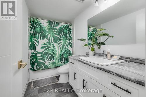 144 Pugh Street, Perth East (44 - Milverton), ON - Indoor Photo Showing Bathroom