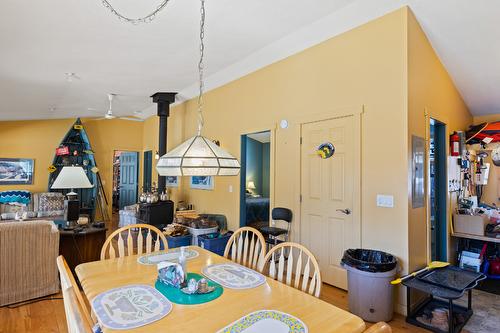 Block A Crooked Lake, Lake Country, BC - Indoor Photo Showing Dining Room